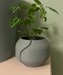 Modern Geometric Planter Pot – Minimalist Home Decor